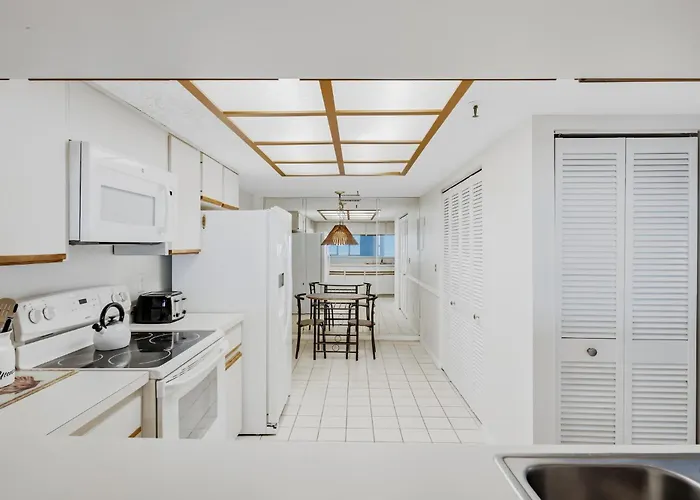 1109 Clearwater Beach